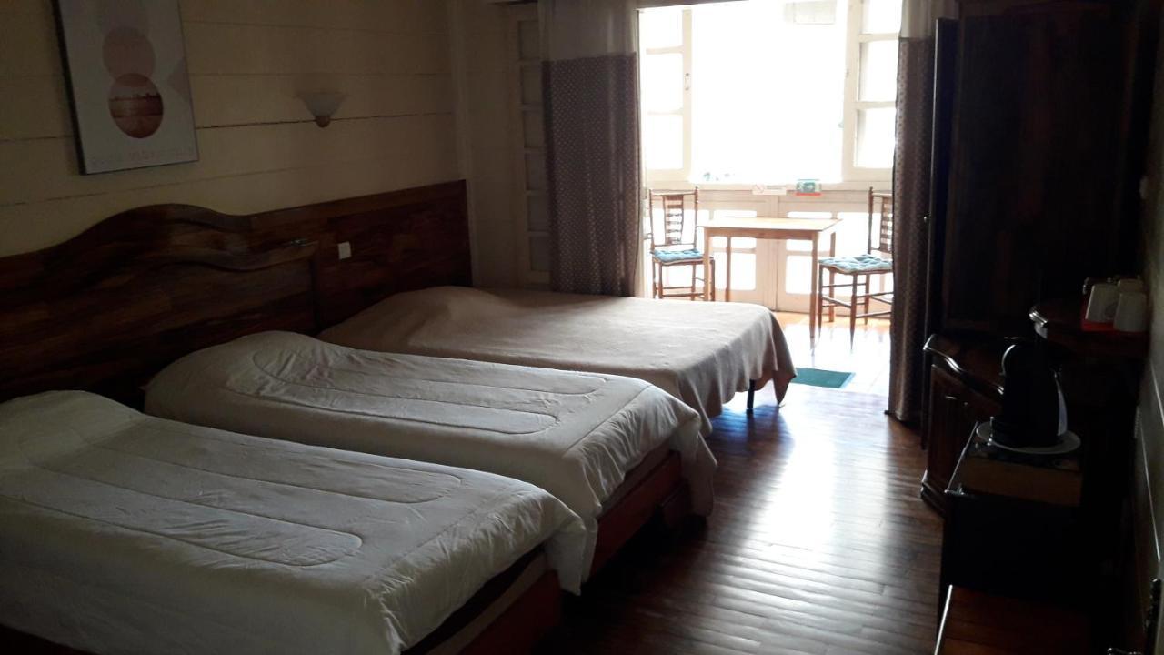 Hôtel Le Bois Rouge à Cilaos Extérieur photo